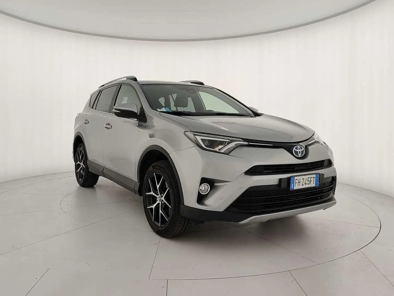 Photo 1 : Toyota Rav4 2017 Essence