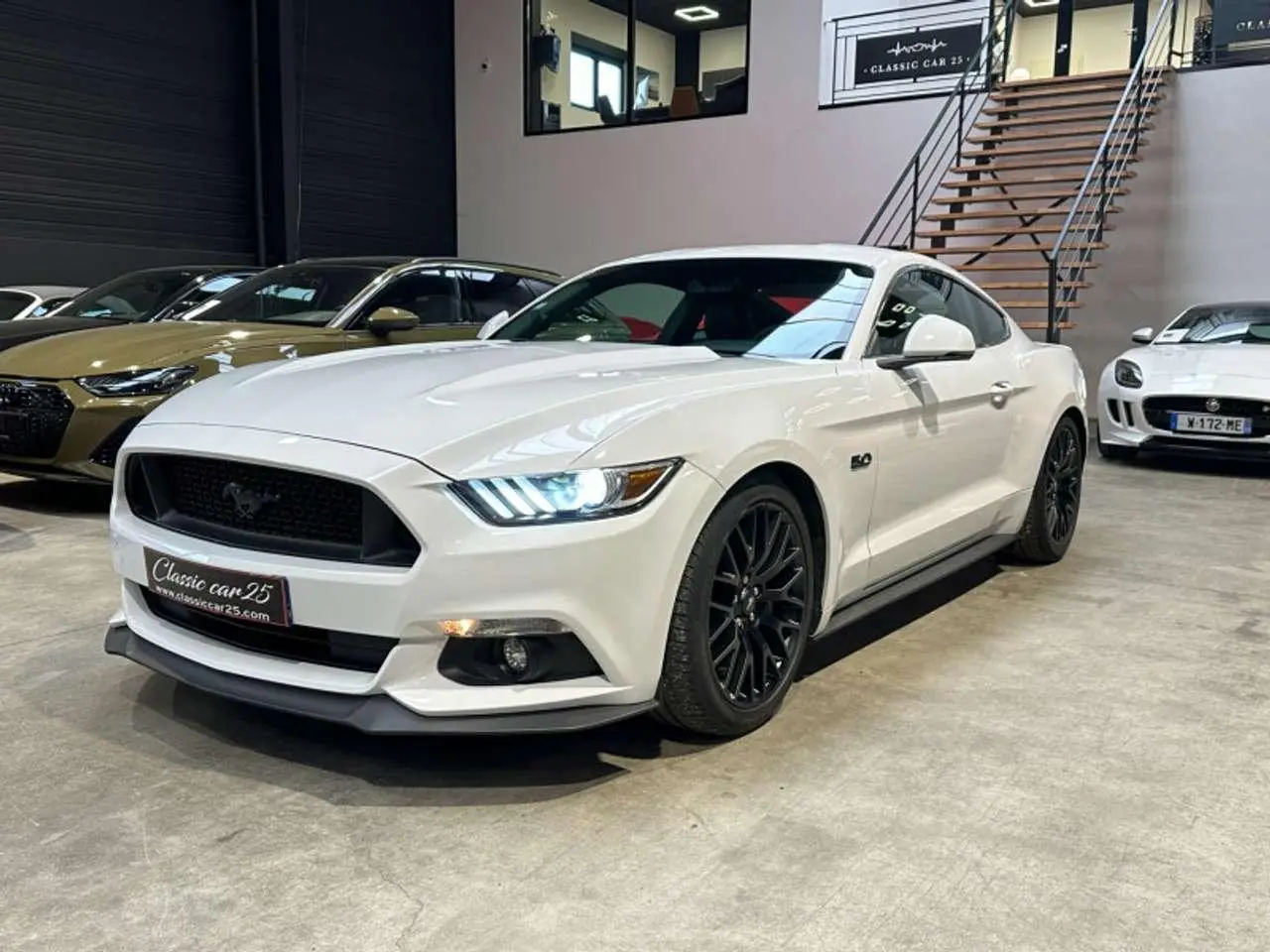 Photo 1 : Ford Mustang 2017 Essence