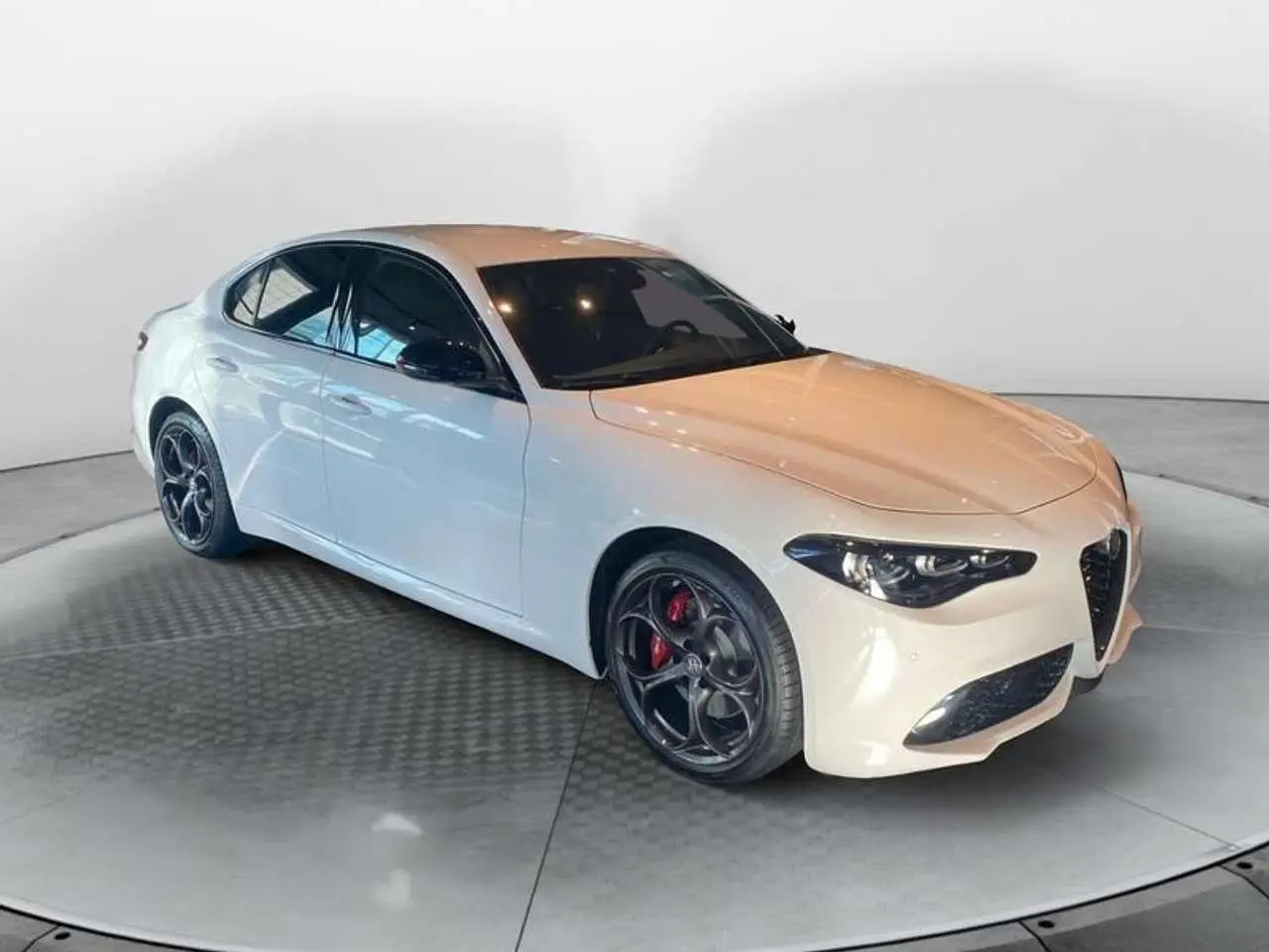 Photo 1 : Alfa Romeo Giulia 2024 Diesel