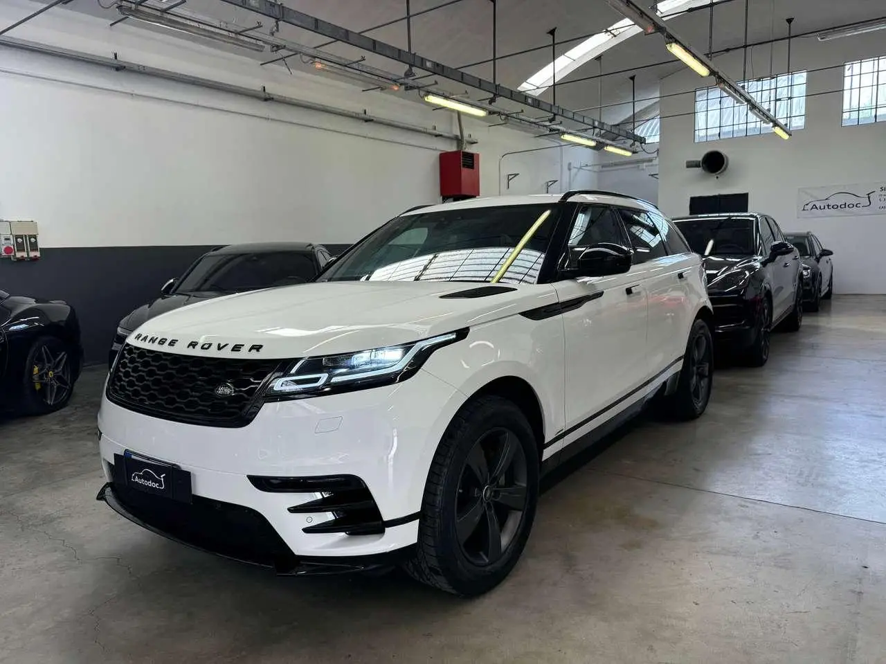 Photo 1 : Land Rover Range Rover Velar 2019 Diesel