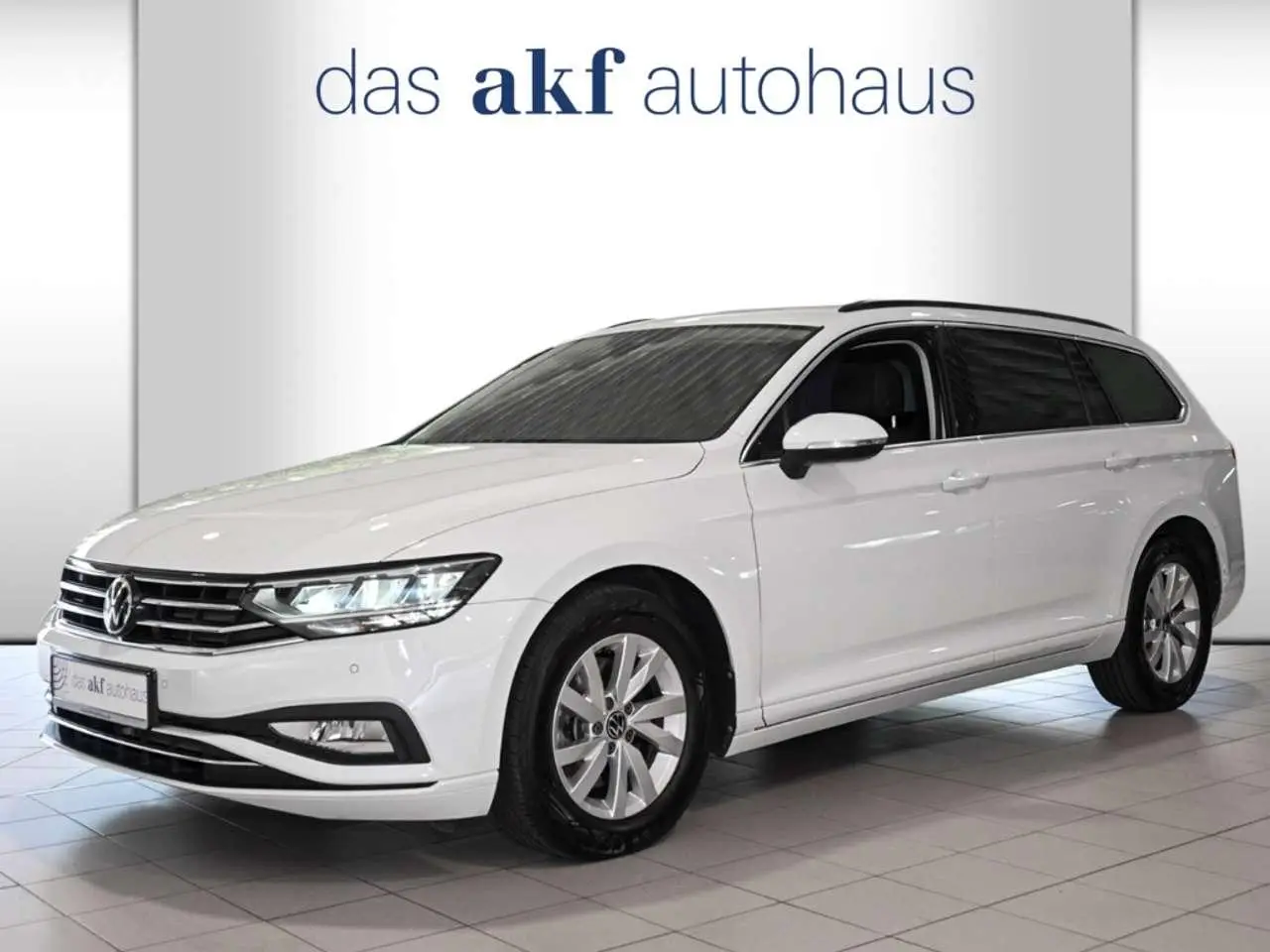 Photo 1 : Volkswagen Passat 2023 Diesel