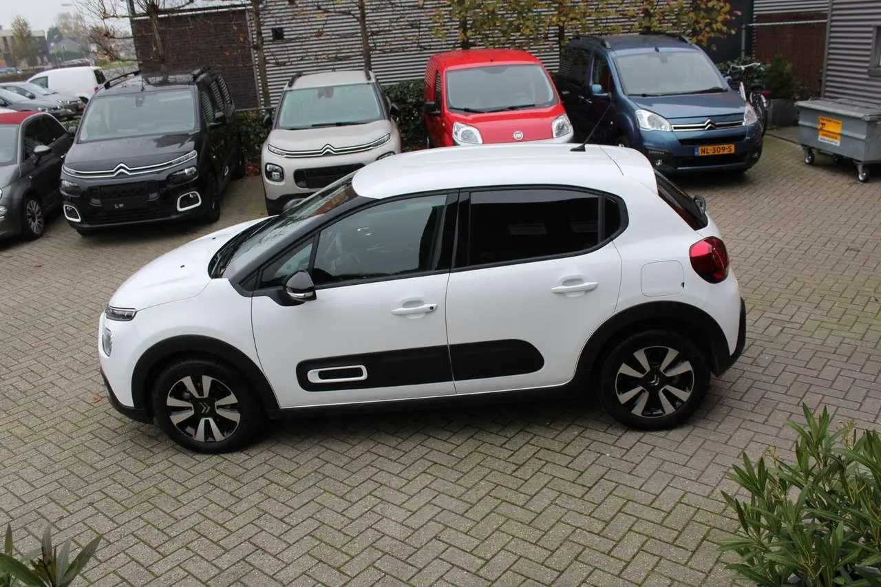 Photo 1 : Citroen C3 2023 Petrol