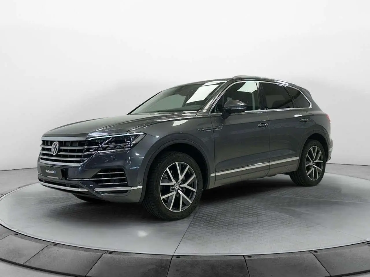 Photo 1 : Volkswagen Touareg 2019 Diesel