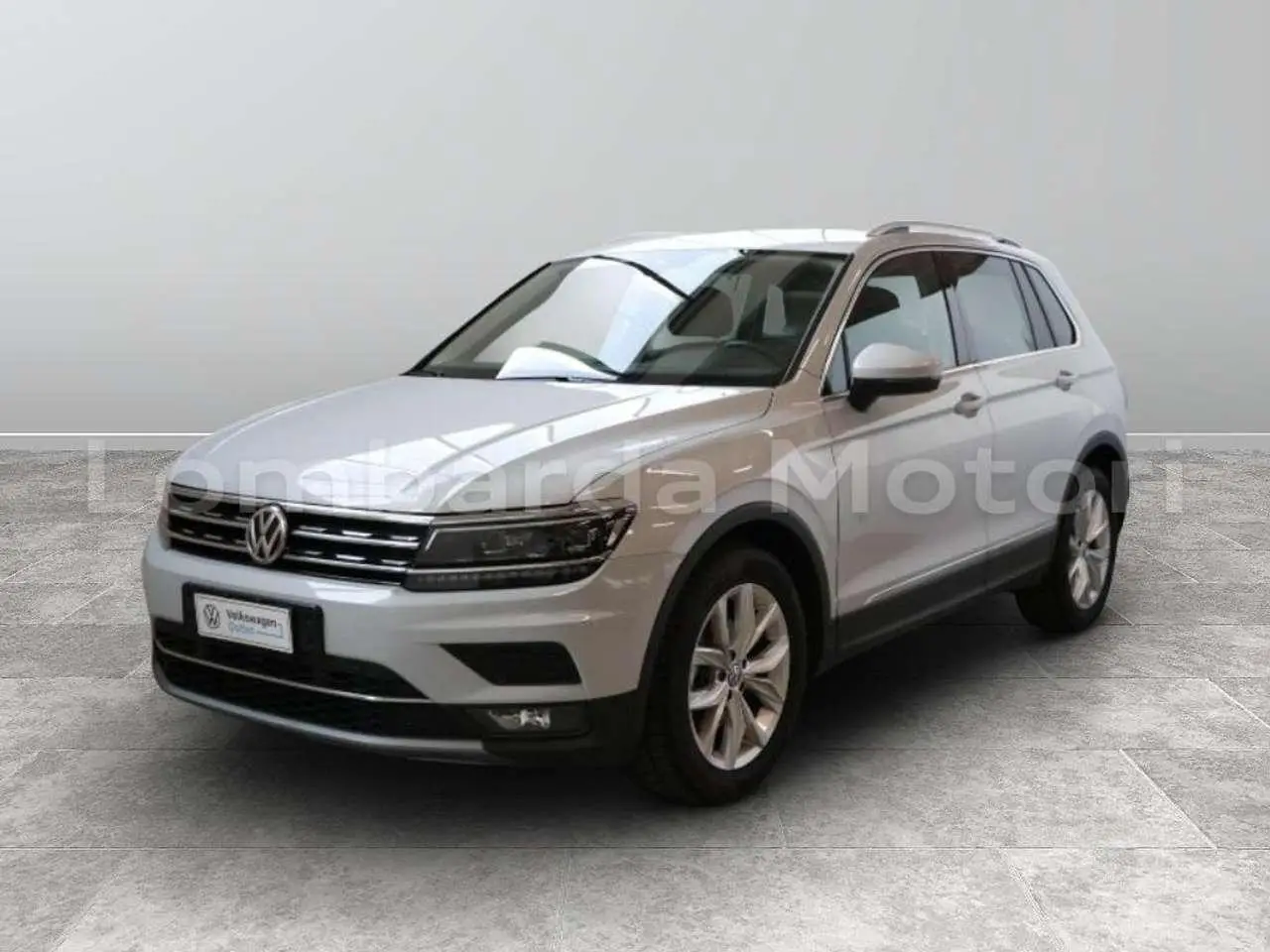 Photo 1 : Volkswagen Tiguan 2018 Essence