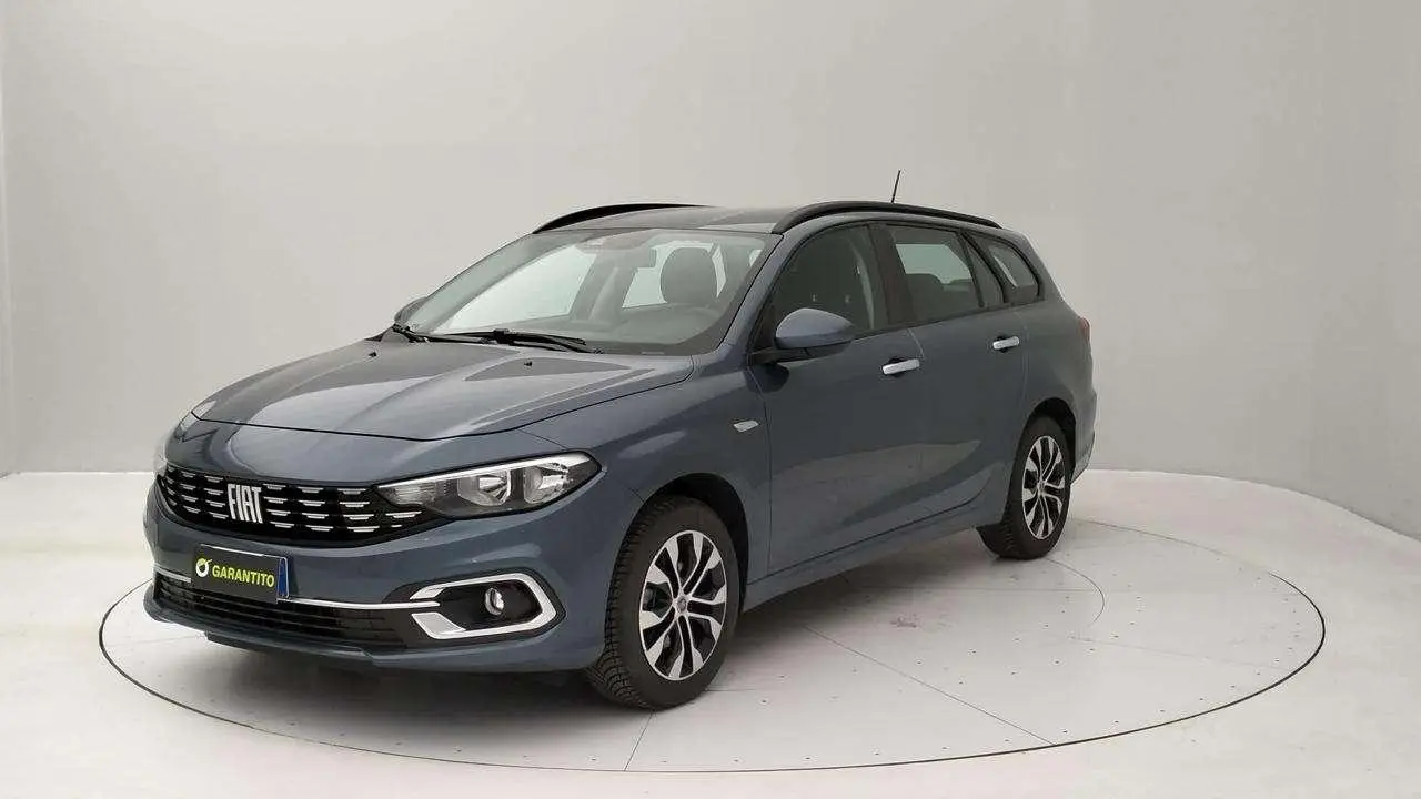 Photo 1 : Fiat Tipo 2022 Essence