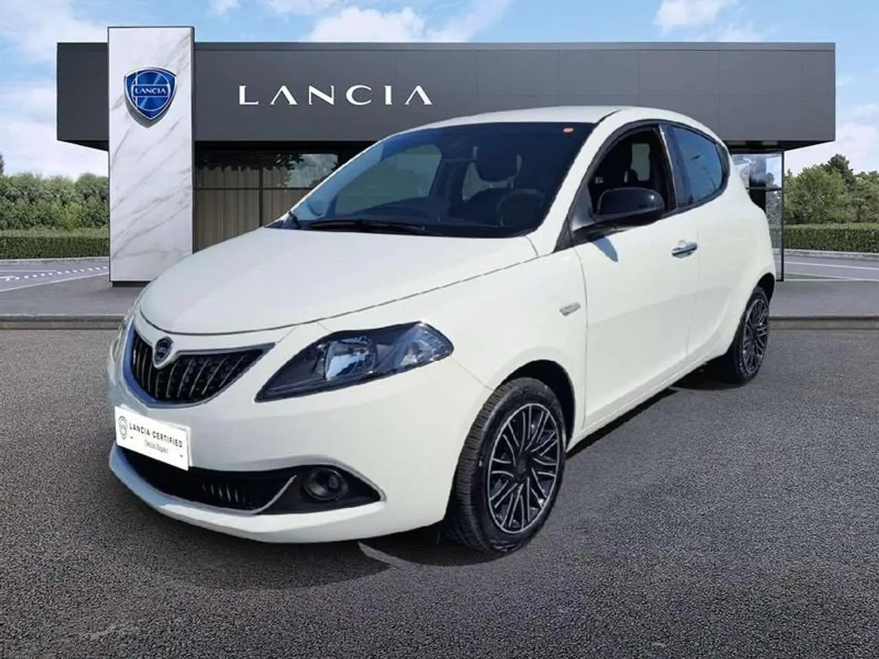 Photo 1 : Lancia Ypsilon 2022 GPL