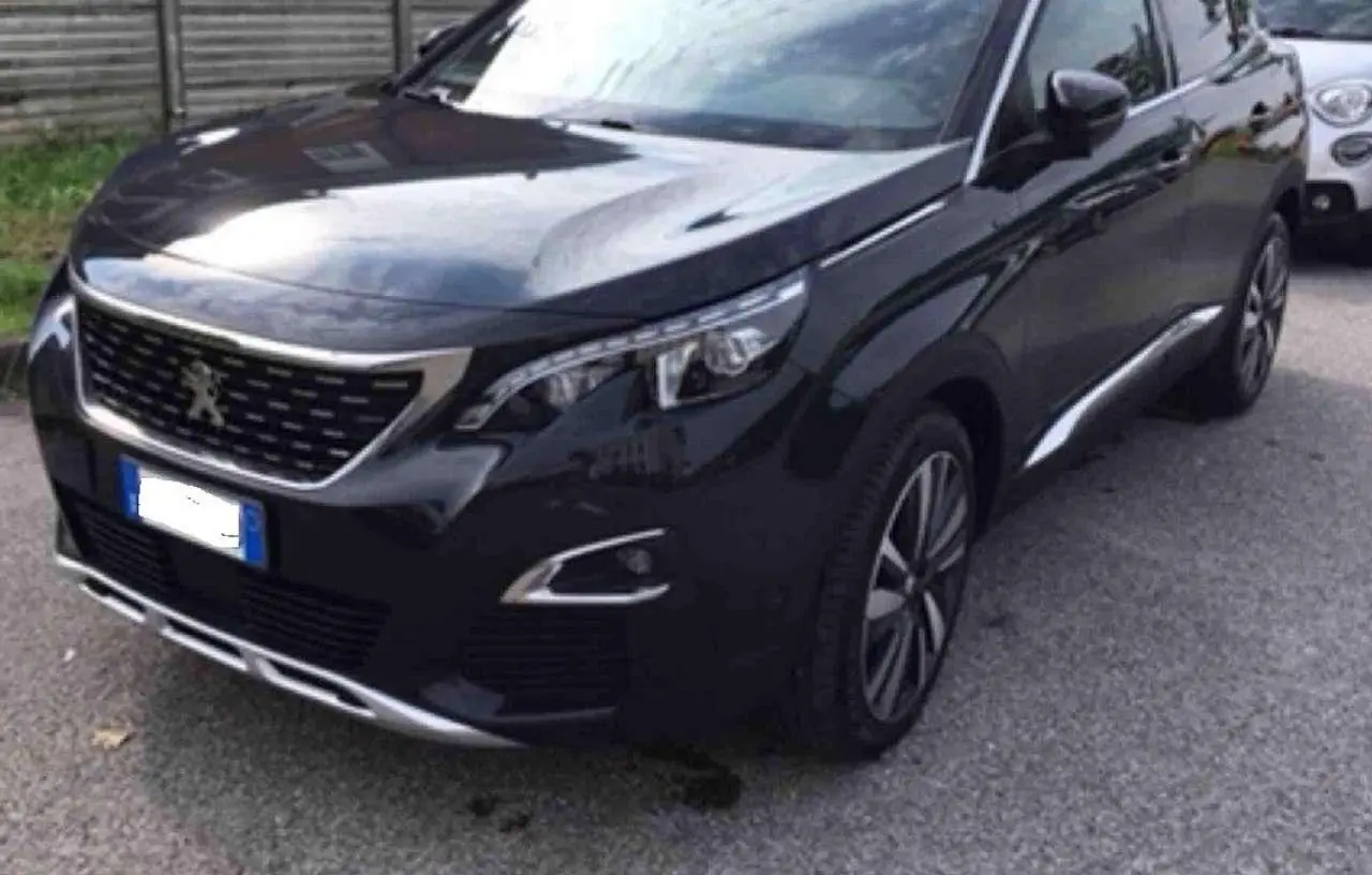 Photo 1 : Peugeot 3008 2020 Diesel