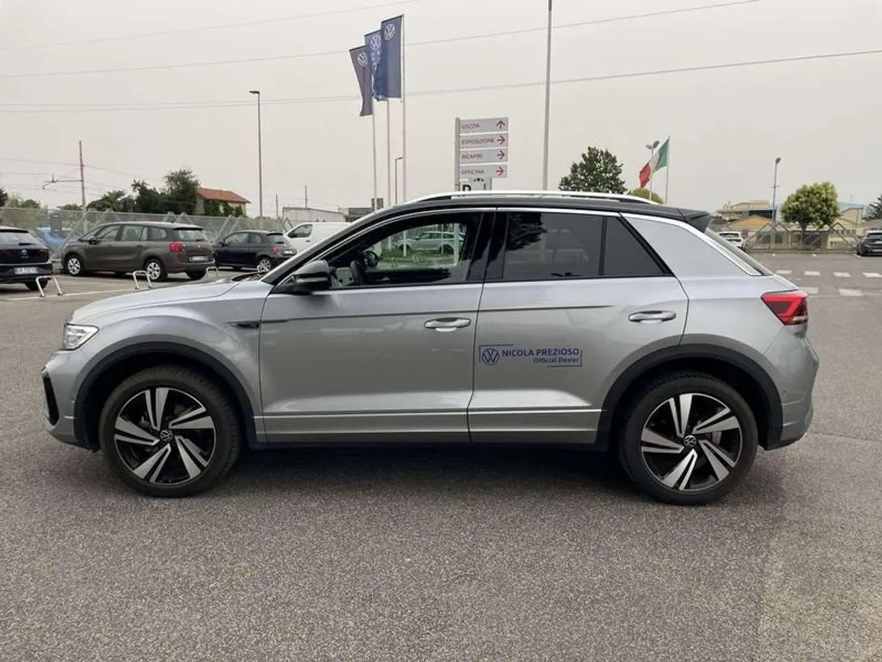 Photo 1 : Volkswagen T-roc 2023 Petrol