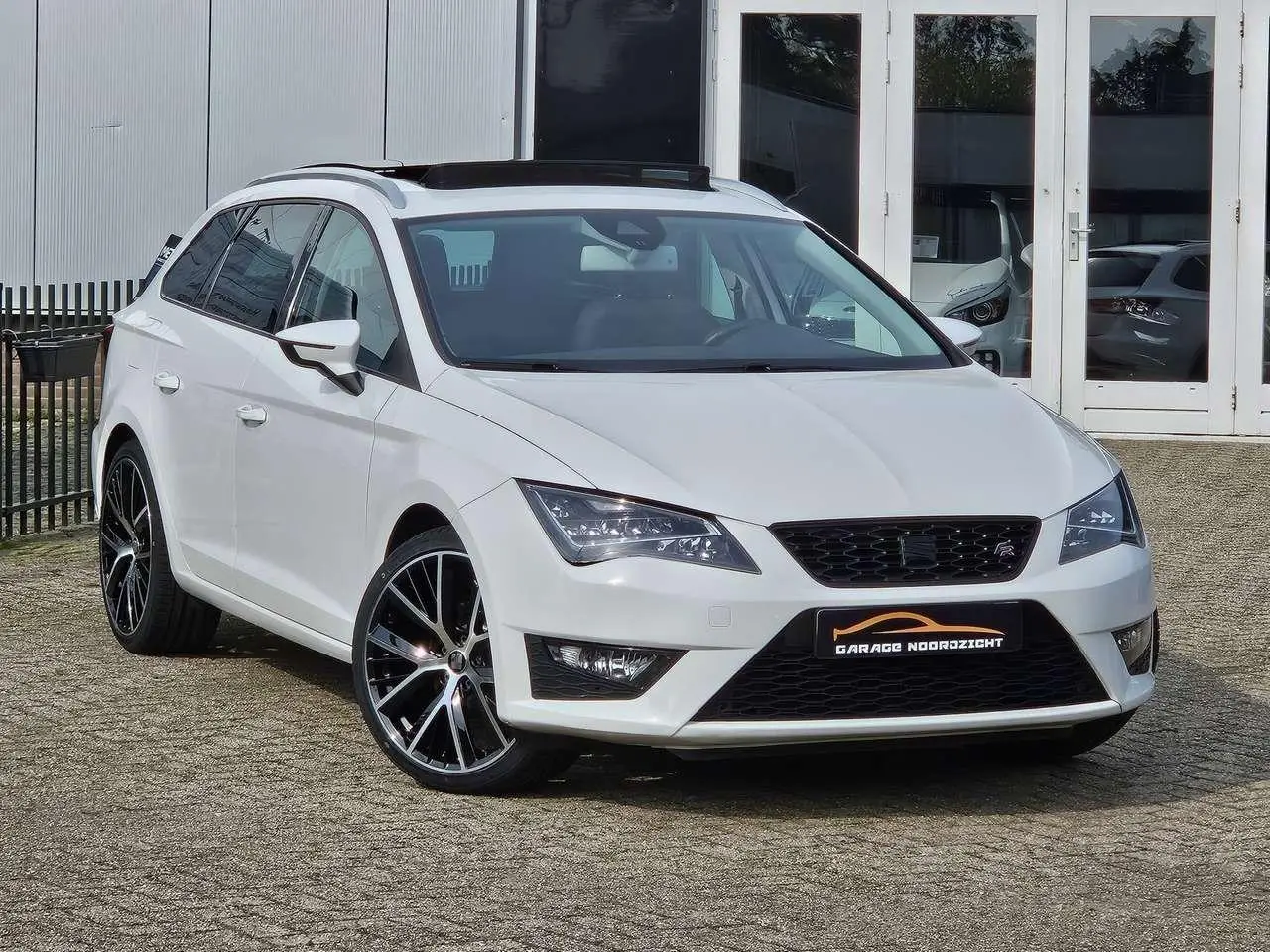 Photo 1 : Seat Leon 2016 Essence