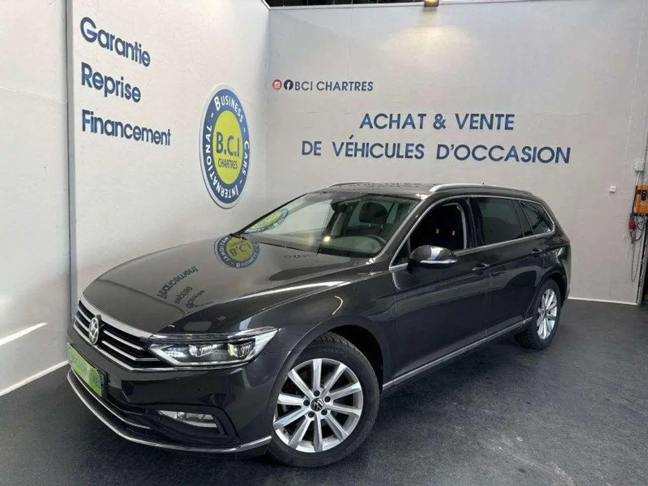 Photo 1 : Volkswagen Passat 2023 Diesel