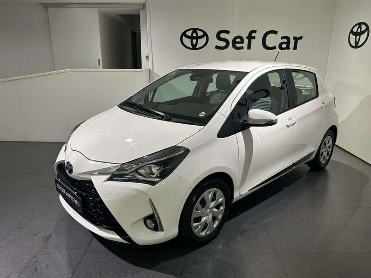 Photo 1 : Toyota Yaris 2019 Petrol