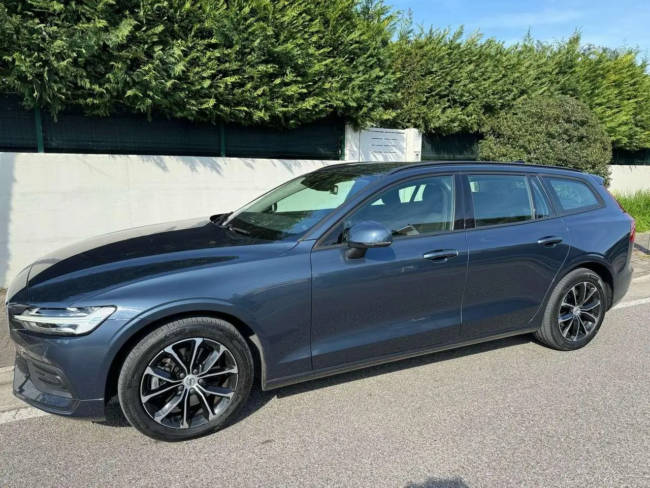 Photo 1 : Volvo V60 2022 Diesel