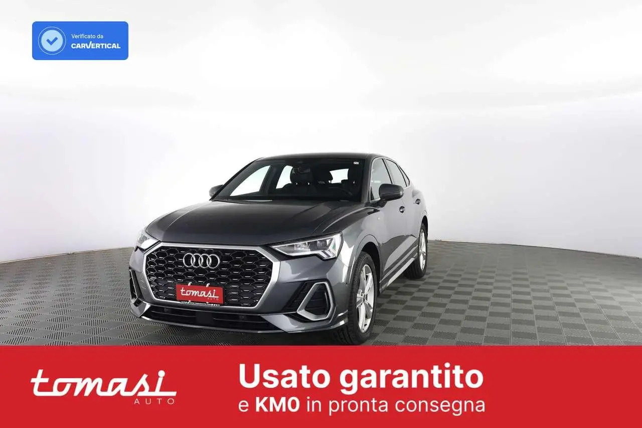 Photo 1 : Audi Q3 2023 Diesel