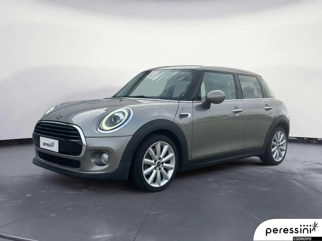 Photo 1 : Mini Cooper 2019 Diesel