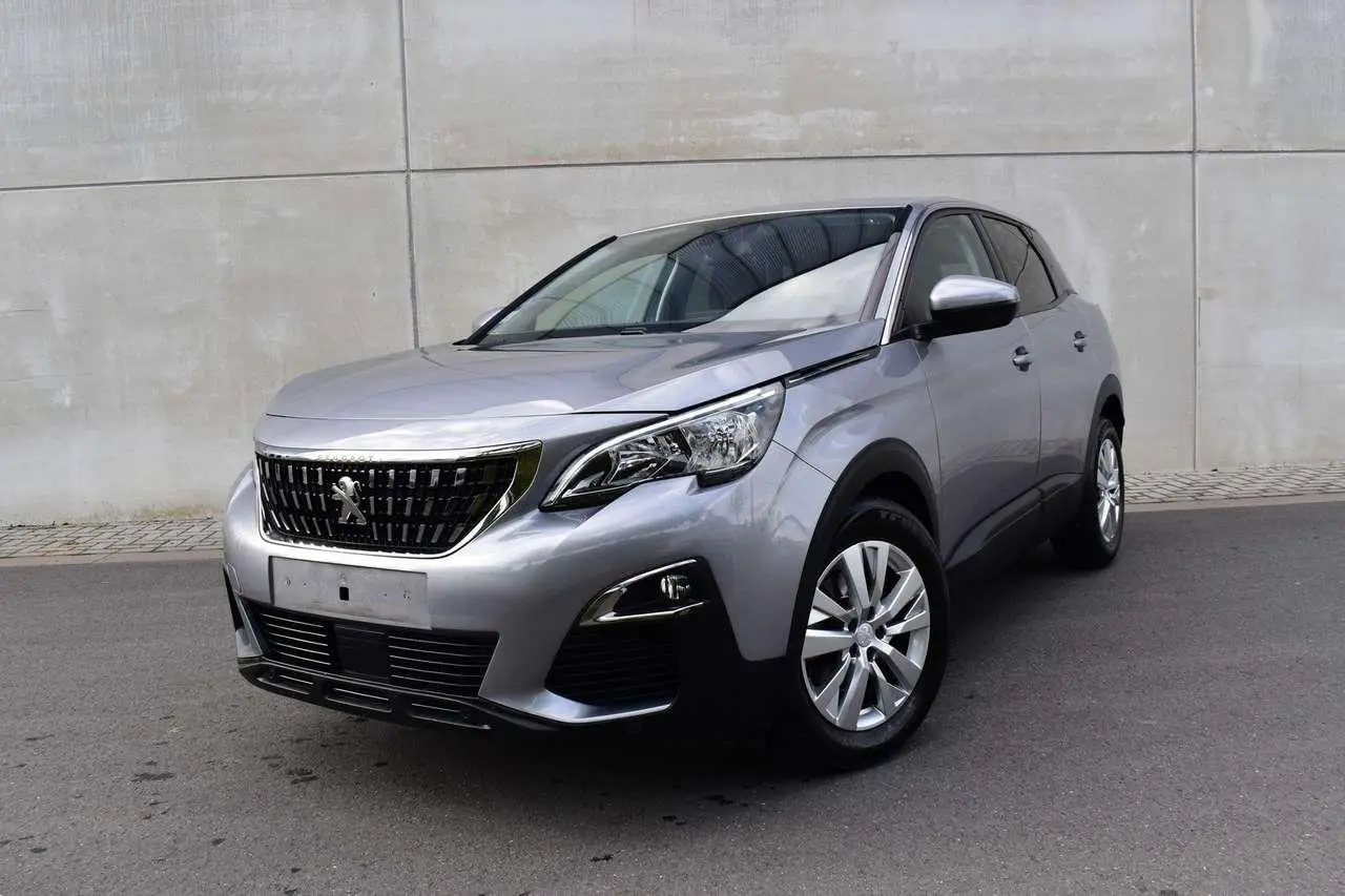 Photo 1 : Peugeot 3008 2021 Essence