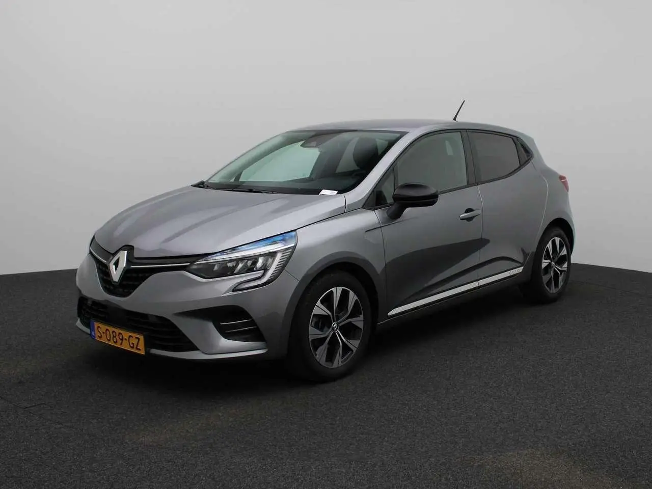 Photo 1 : Renault Clio 2023 Petrol