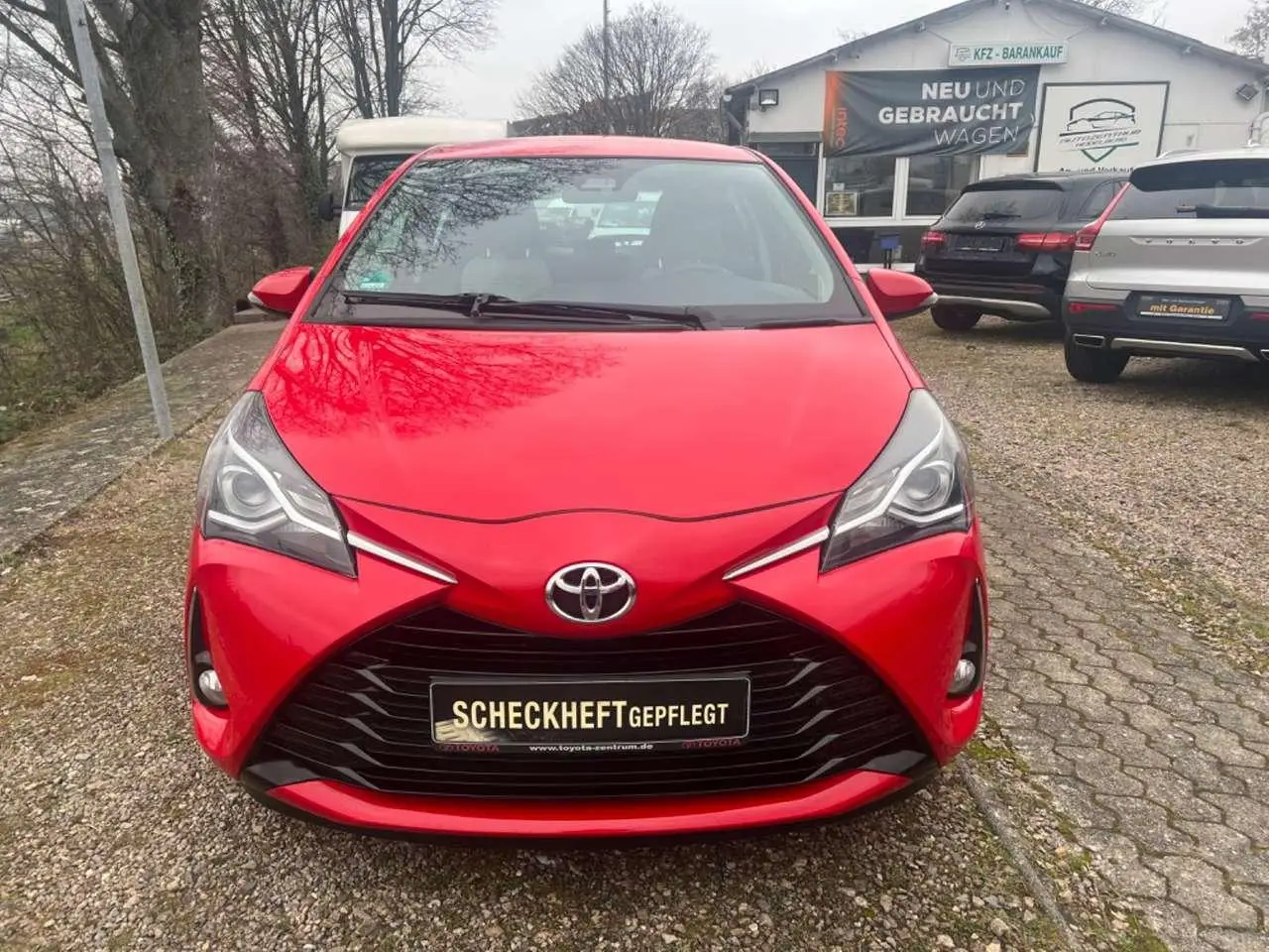 Photo 1 : Toyota Yaris 2018 Petrol