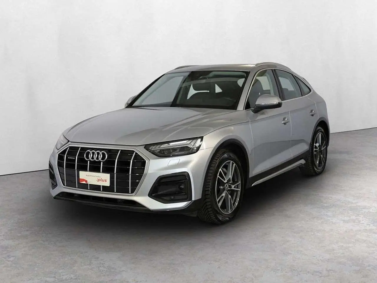 Photo 1 : Audi Q5 2021 Hybride