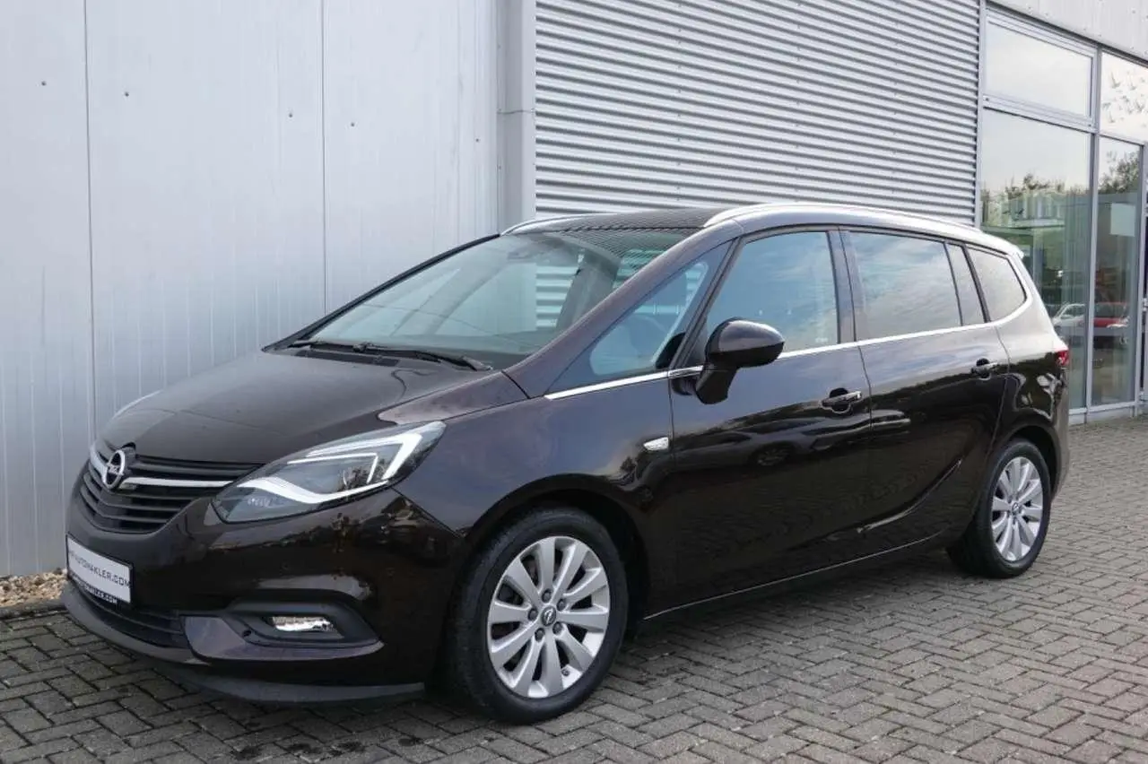 Photo 1 : Opel Zafira 2017 Diesel