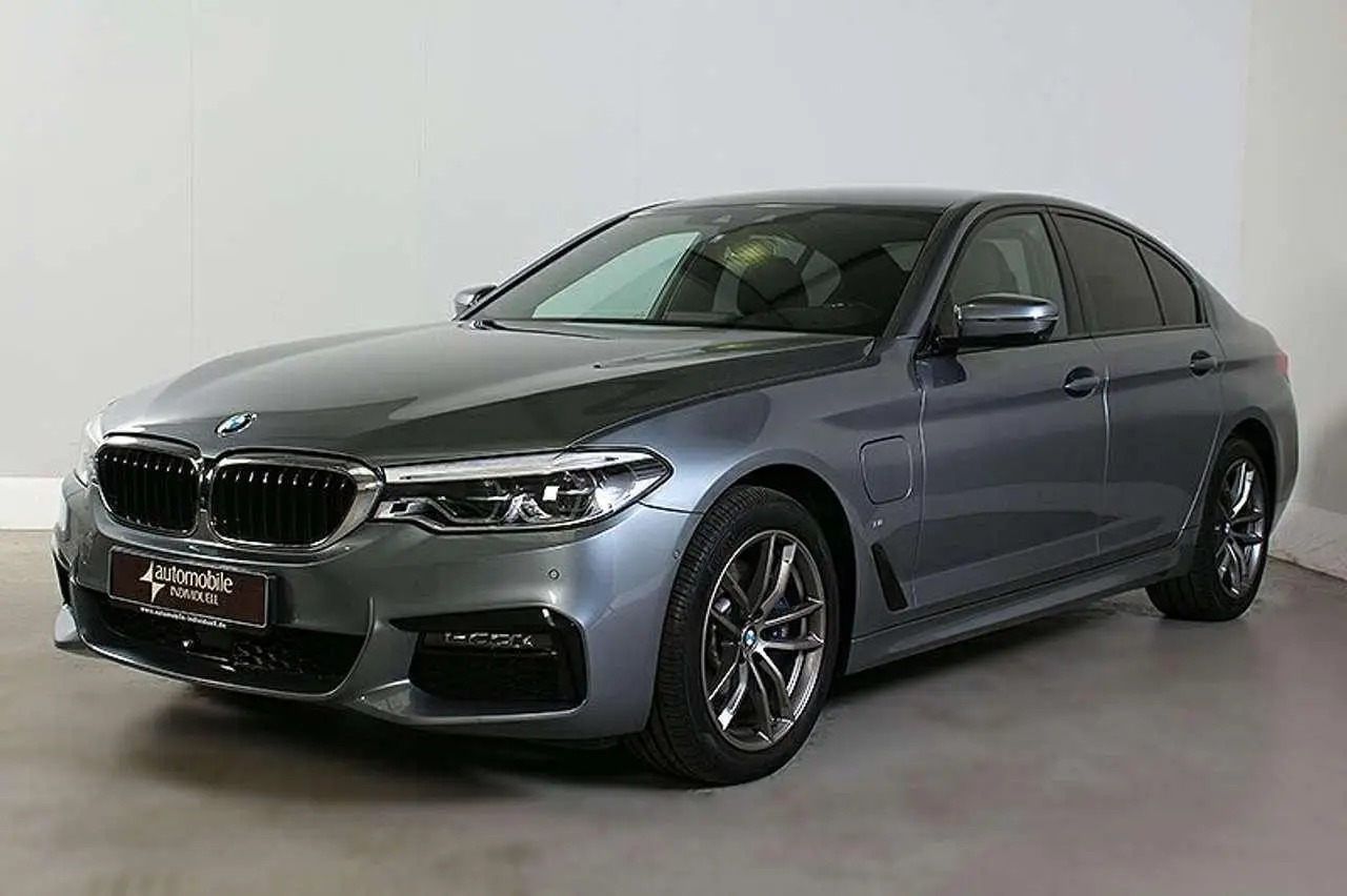 Photo 1 : Bmw Serie 5 2019 Hybrid