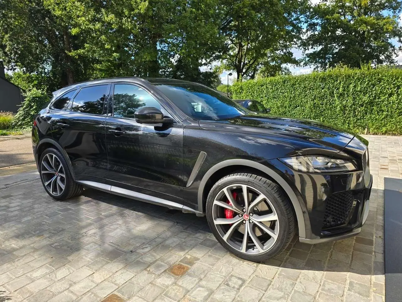 Photo 1 : Jaguar F-pace 2019 Petrol