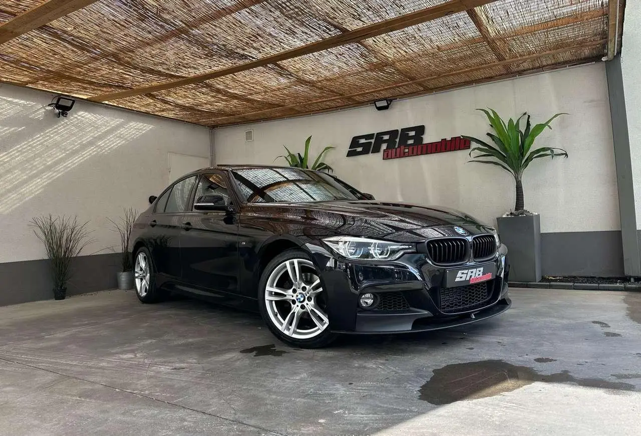 Photo 1 : Bmw Serie 3 2019 Essence