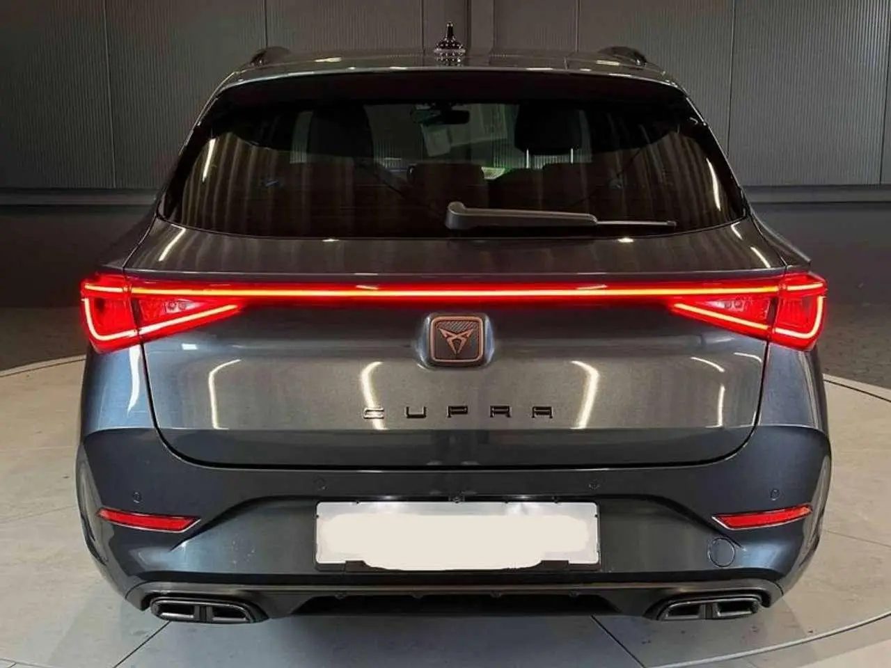 Photo 1 : Cupra Leon 2023 Hybride