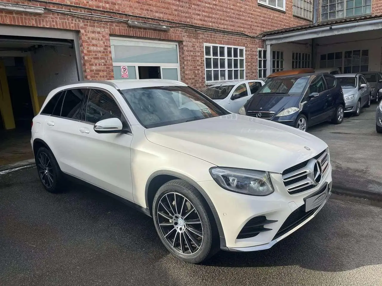 Photo 1 : Mercedes-benz Classe Glc 2016 Petrol