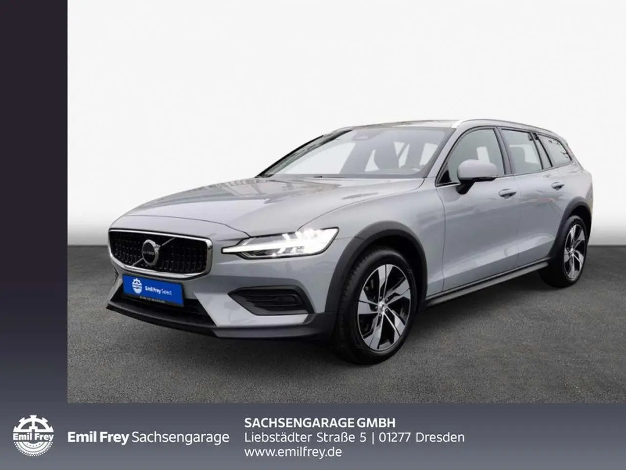 Photo 1 : Volvo V60 2023 Diesel