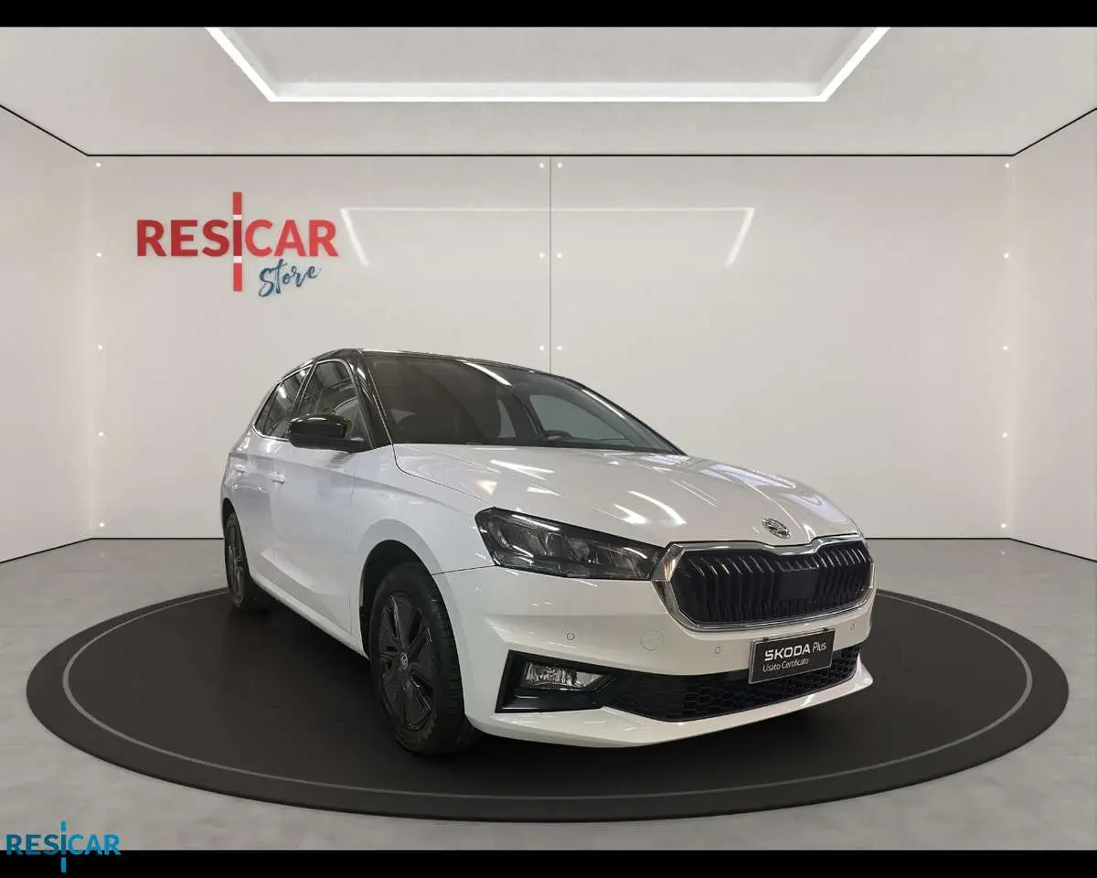 Photo 1 : Skoda Fabia 2023 Essence