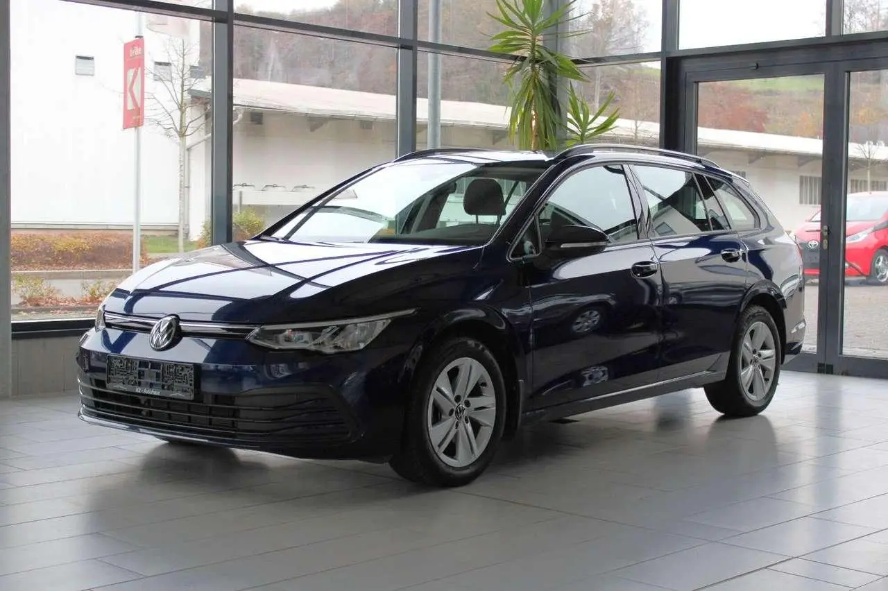 Photo 1 : Volkswagen Golf 2023 Petrol