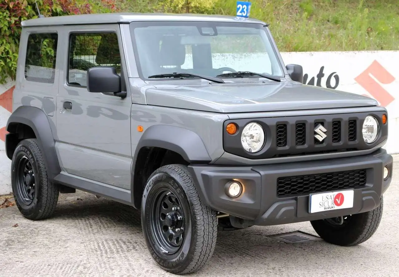 Photo 1 : Suzuki Jimny 2023 Essence