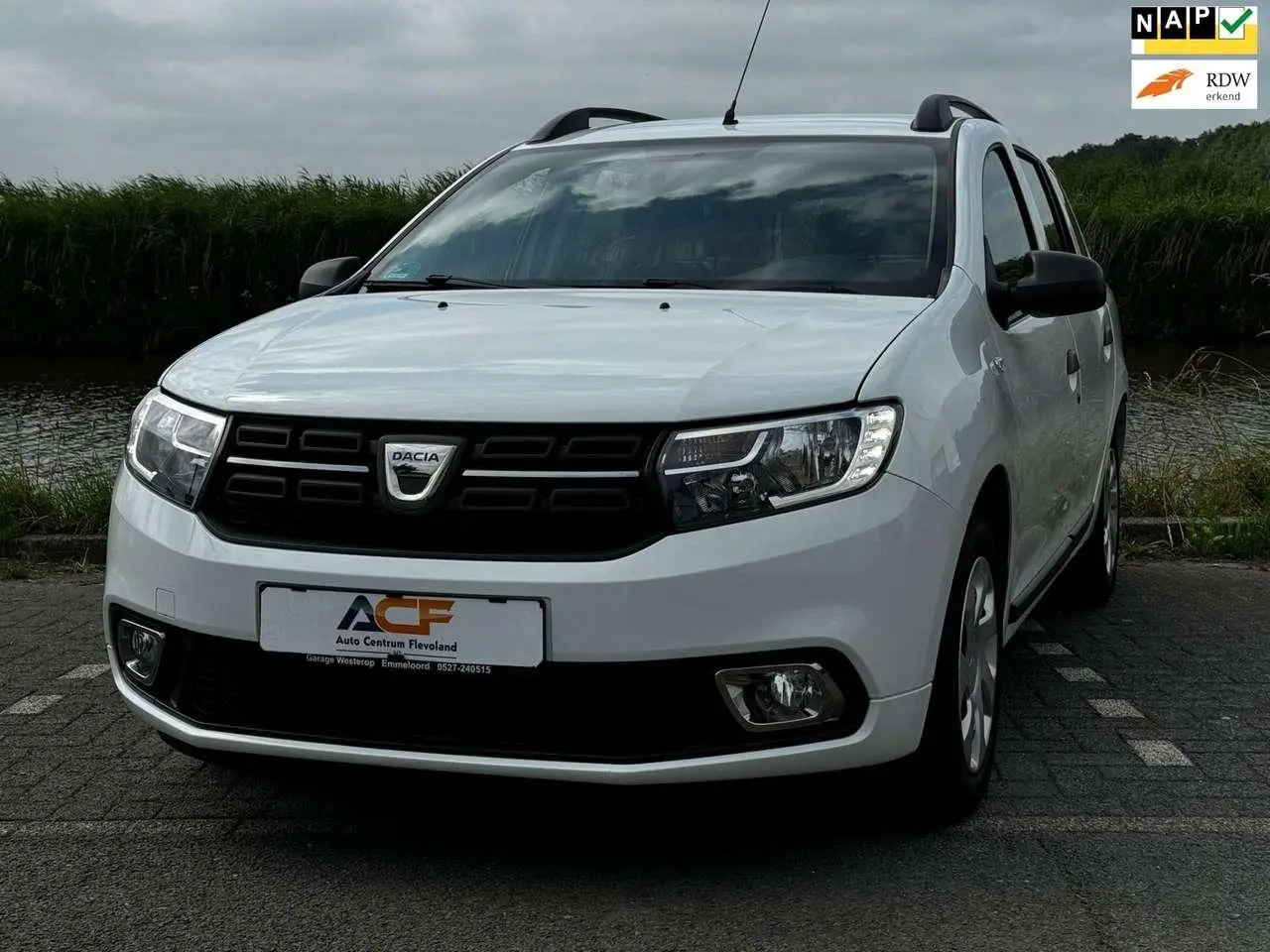 Photo 1 : Dacia Logan 2019 Petrol