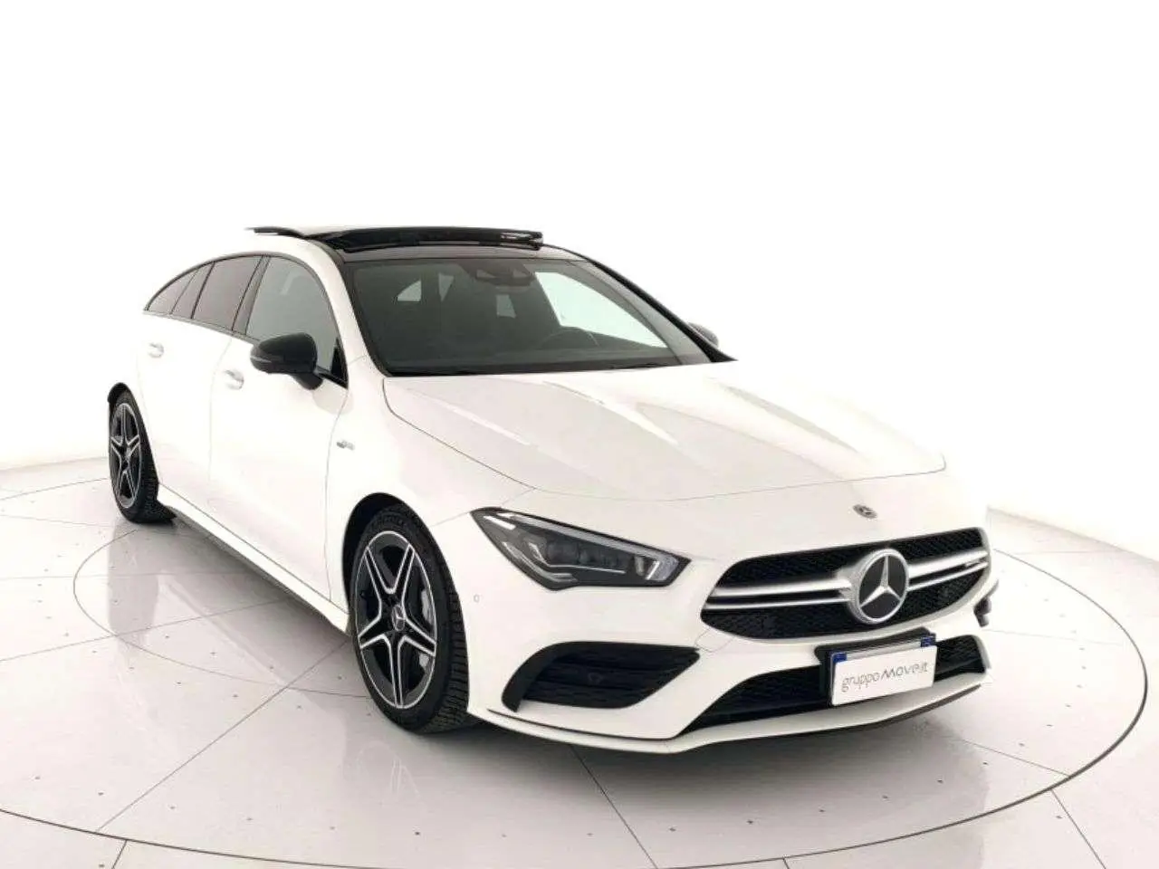 Photo 1 : Mercedes-benz Classe Cla 2019 Essence