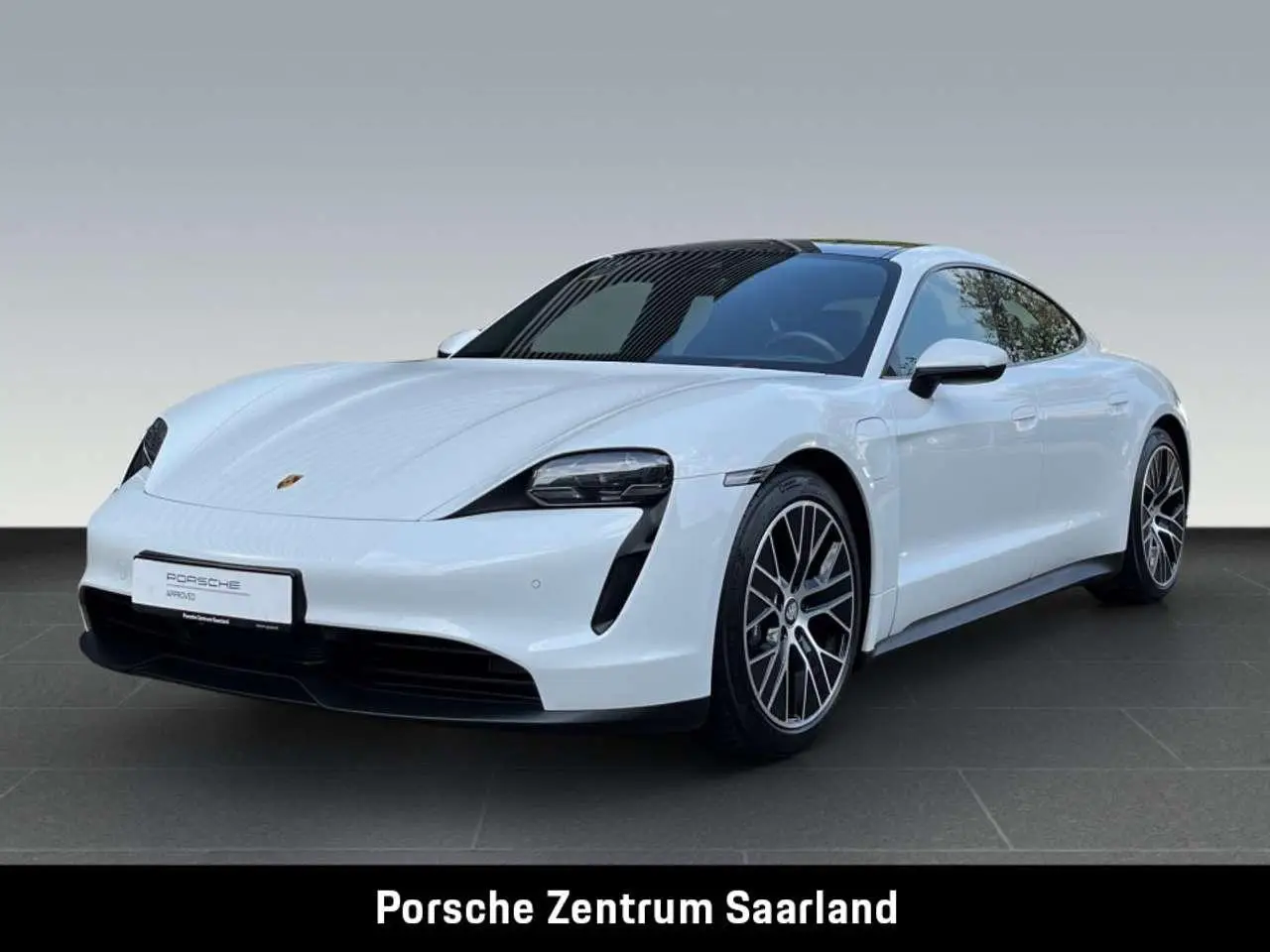 Photo 1 : Porsche Taycan 2021 Electric