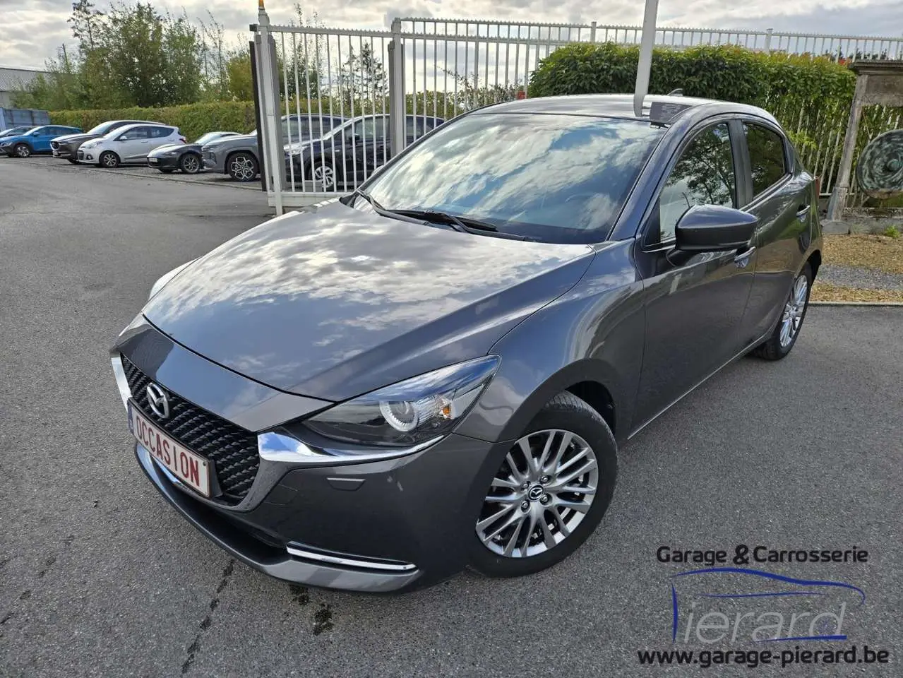 Photo 1 : Mazda 2 2020 Petrol