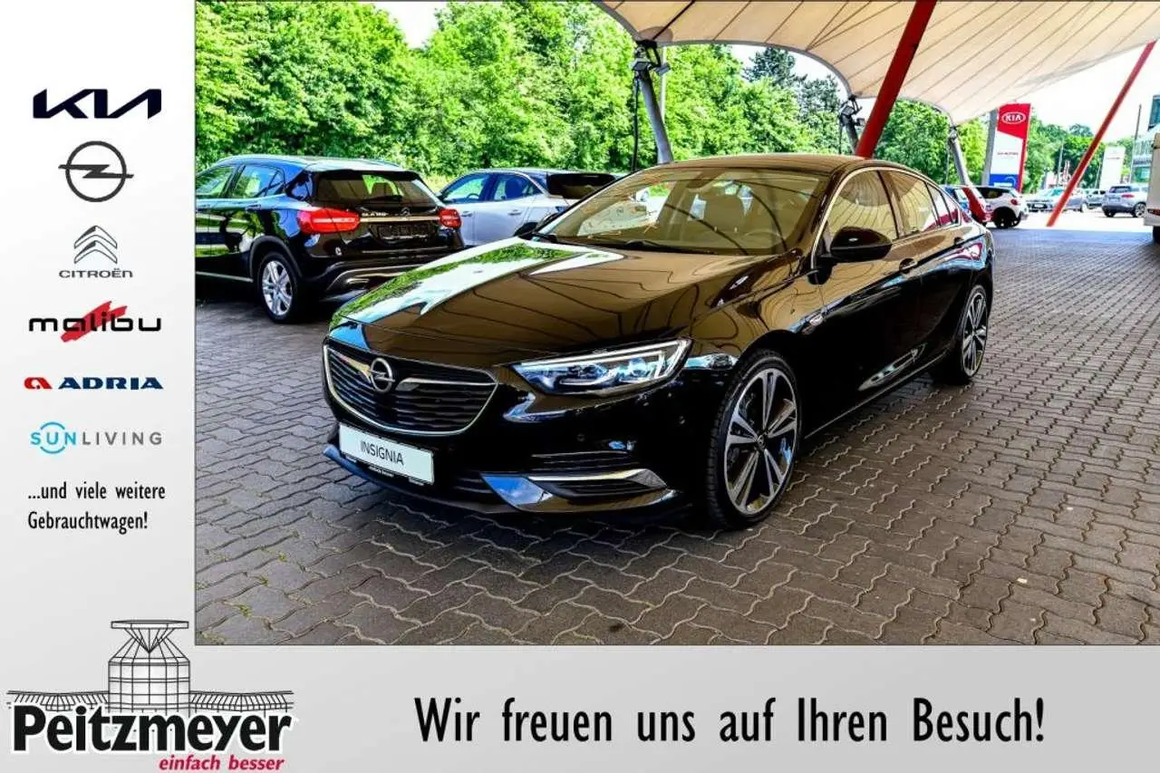Photo 1 : Opel Insignia 2018 Petrol
