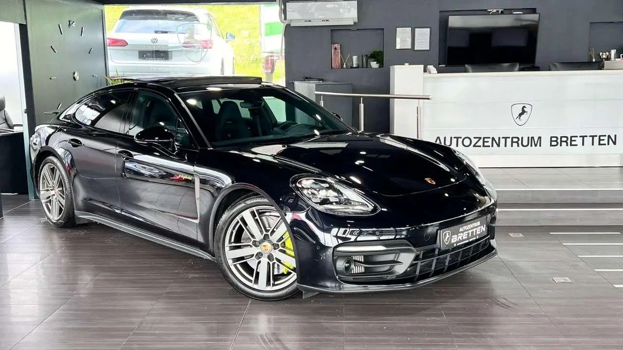 Photo 1 : Porsche Panamera 2022 Hybrid