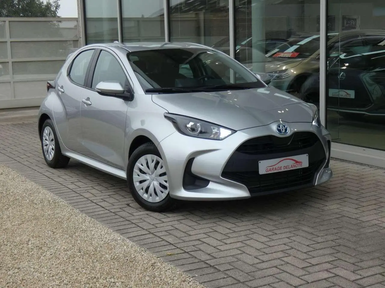 Photo 1 : Toyota Yaris 2022 Hybrid