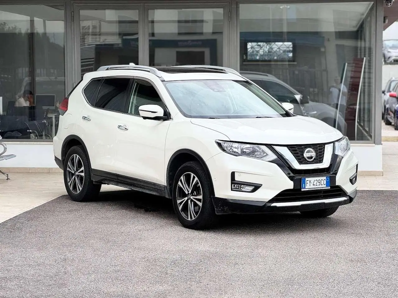 Photo 1 : Nissan X-trail 2019 Diesel