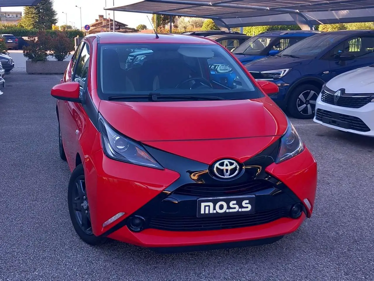 Photo 1 : Toyota Aygo 2015 Petrol