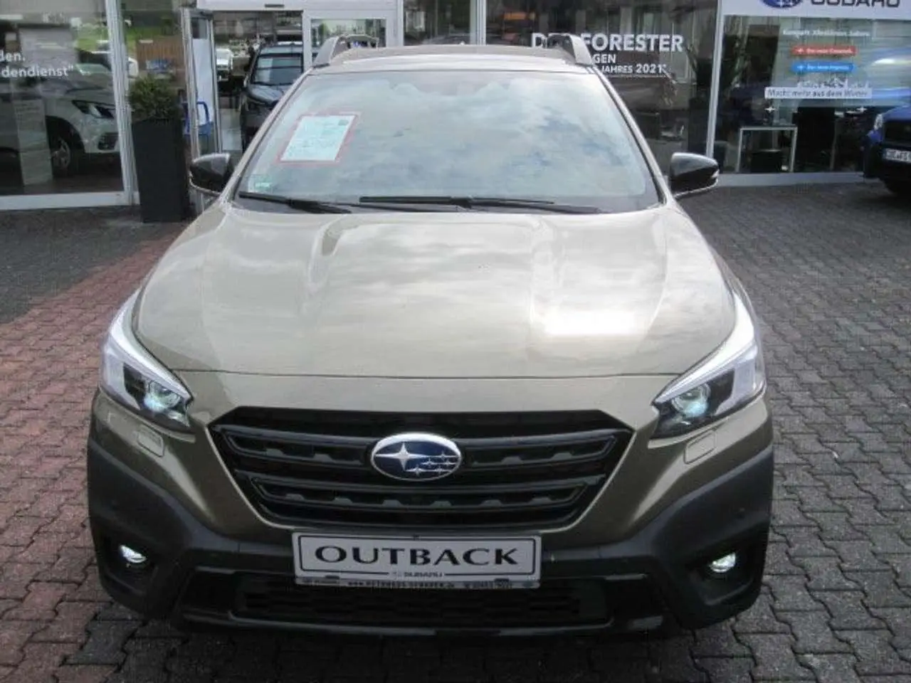 Photo 1 : Subaru Outback 2021 Petrol