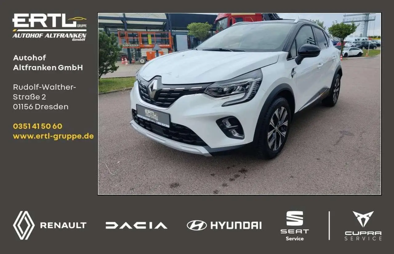 Photo 1 : Renault Captur 2024 Essence