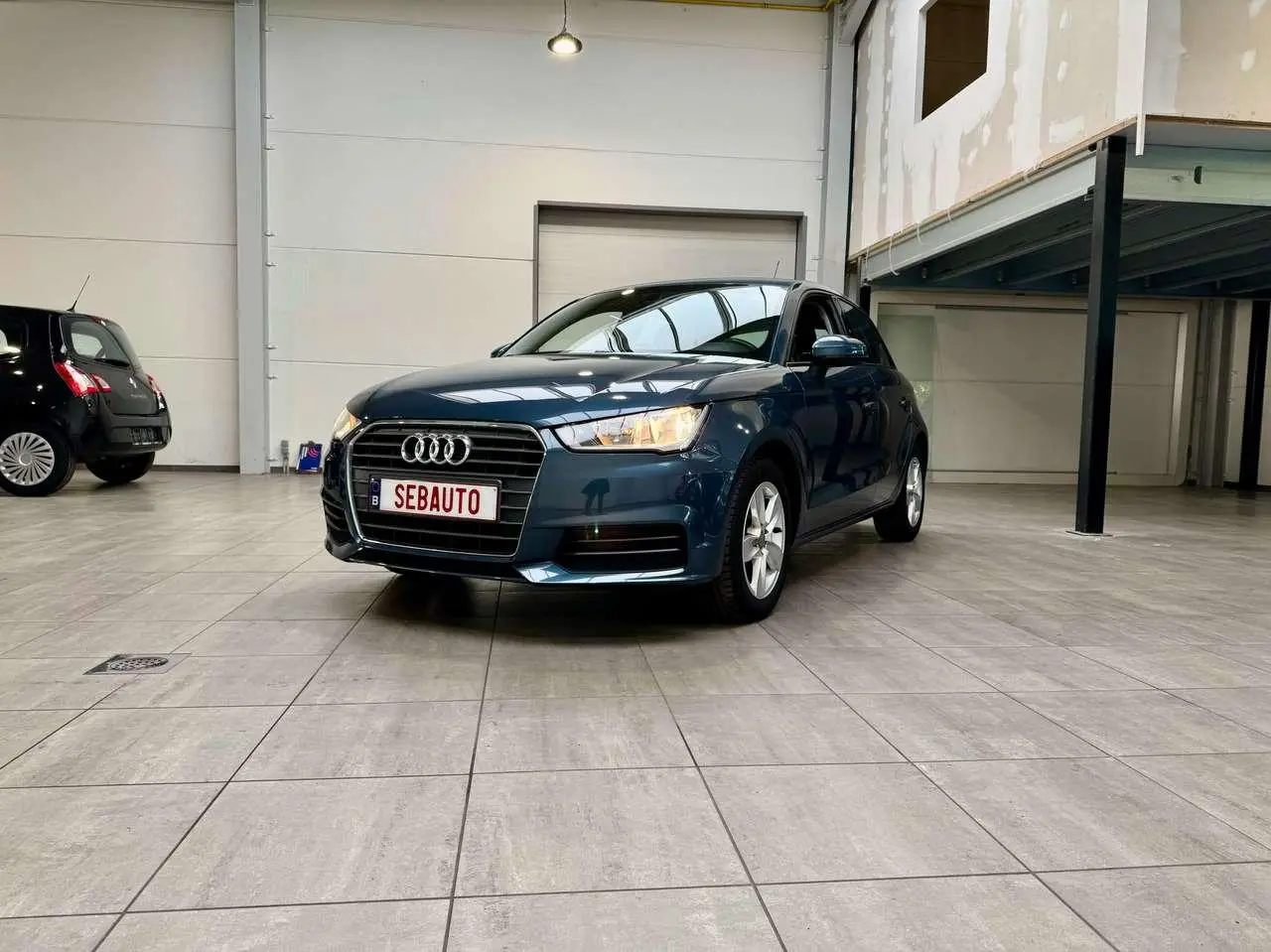 Photo 1 : Audi A1 2016 Petrol