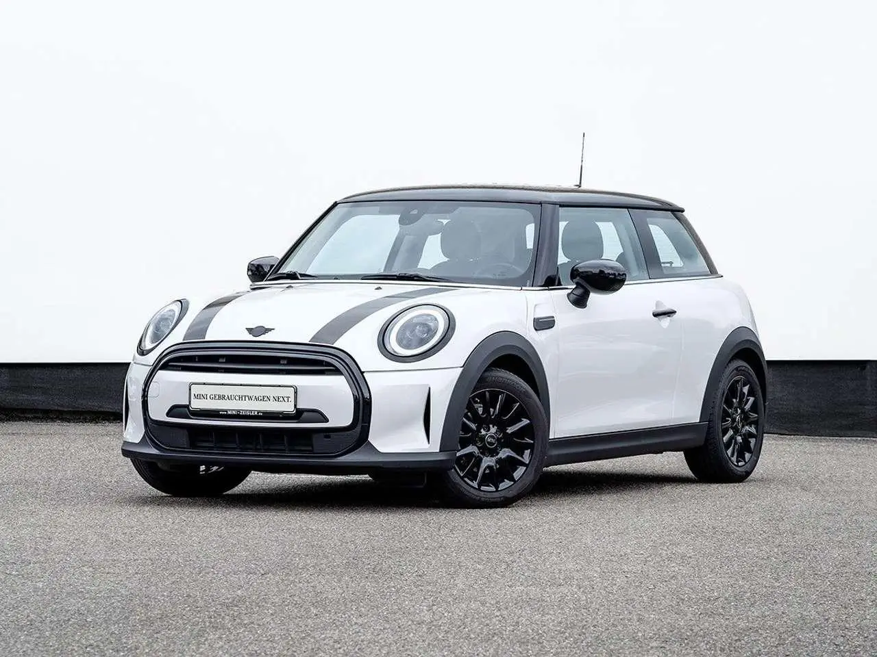 Photo 1 : Mini Cooper 2023 Petrol