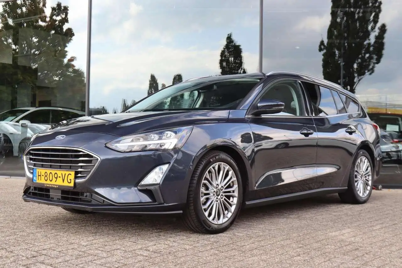 Photo 1 : Ford Focus 2020 Petrol