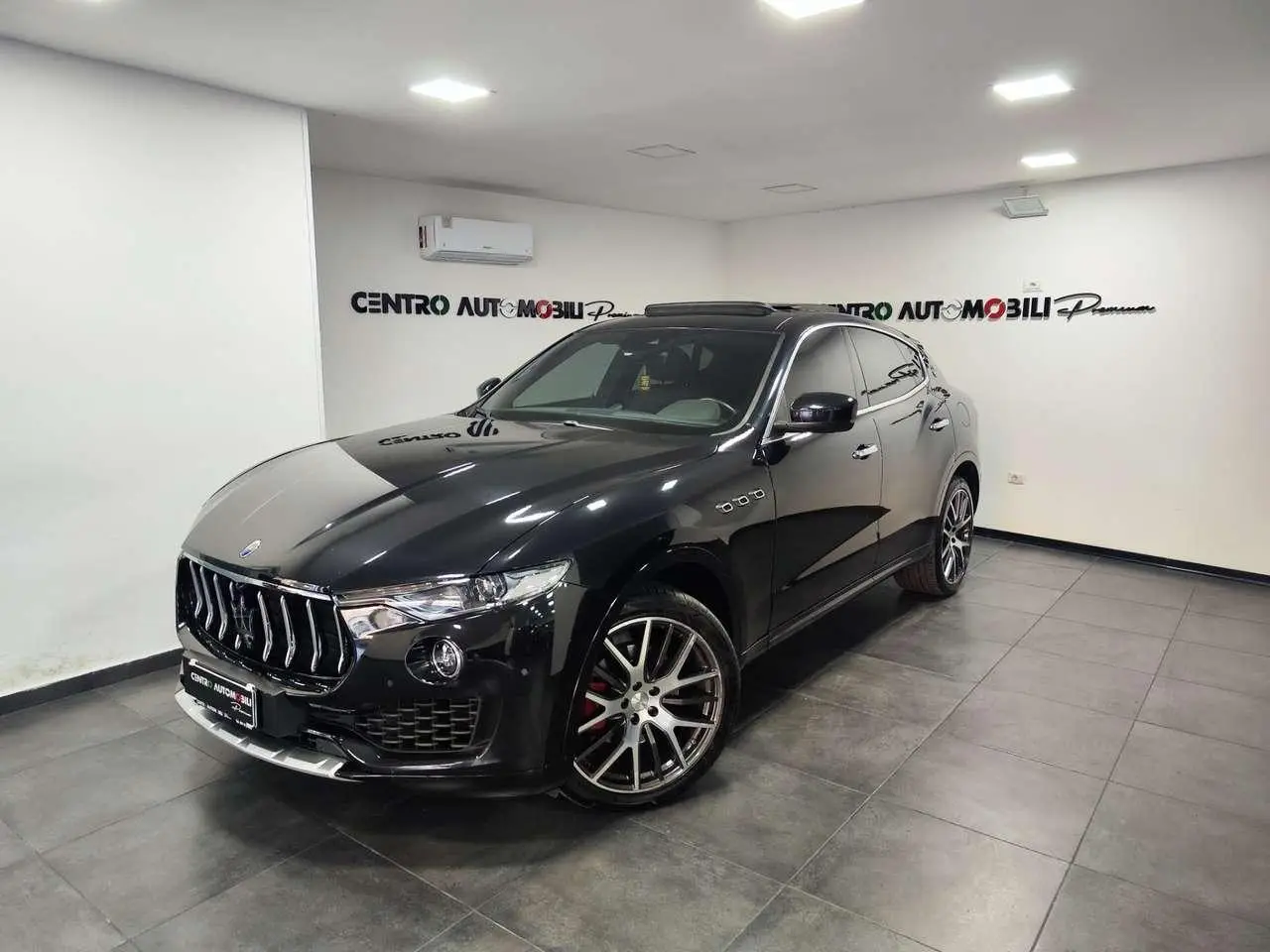 Photo 1 : Maserati Levante 2018 Diesel