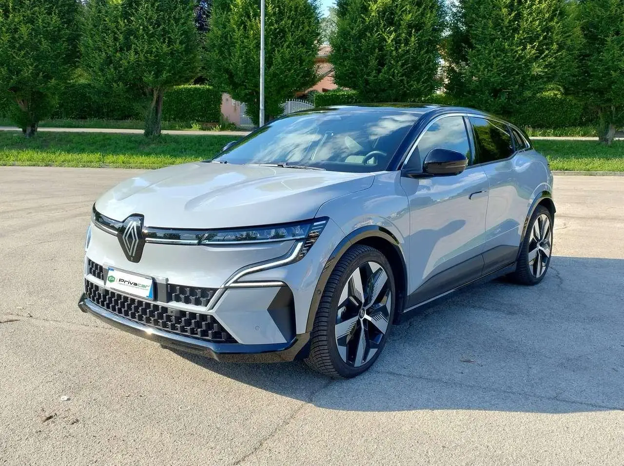 Photo 1 : Renault Megane 2022 Électrique