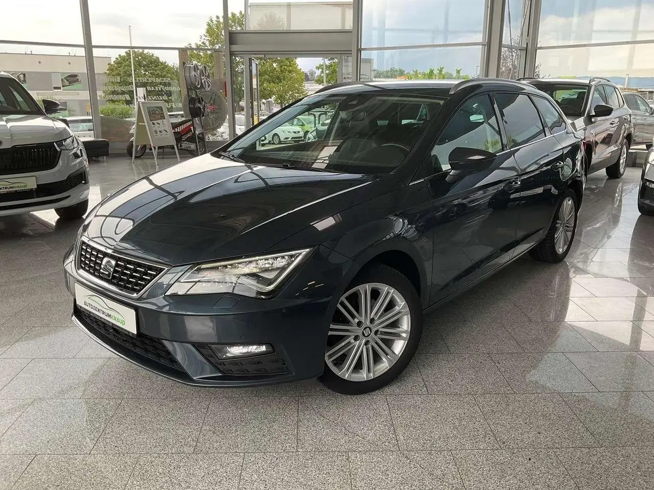 Photo 1 : Seat Leon 2018 Petrol