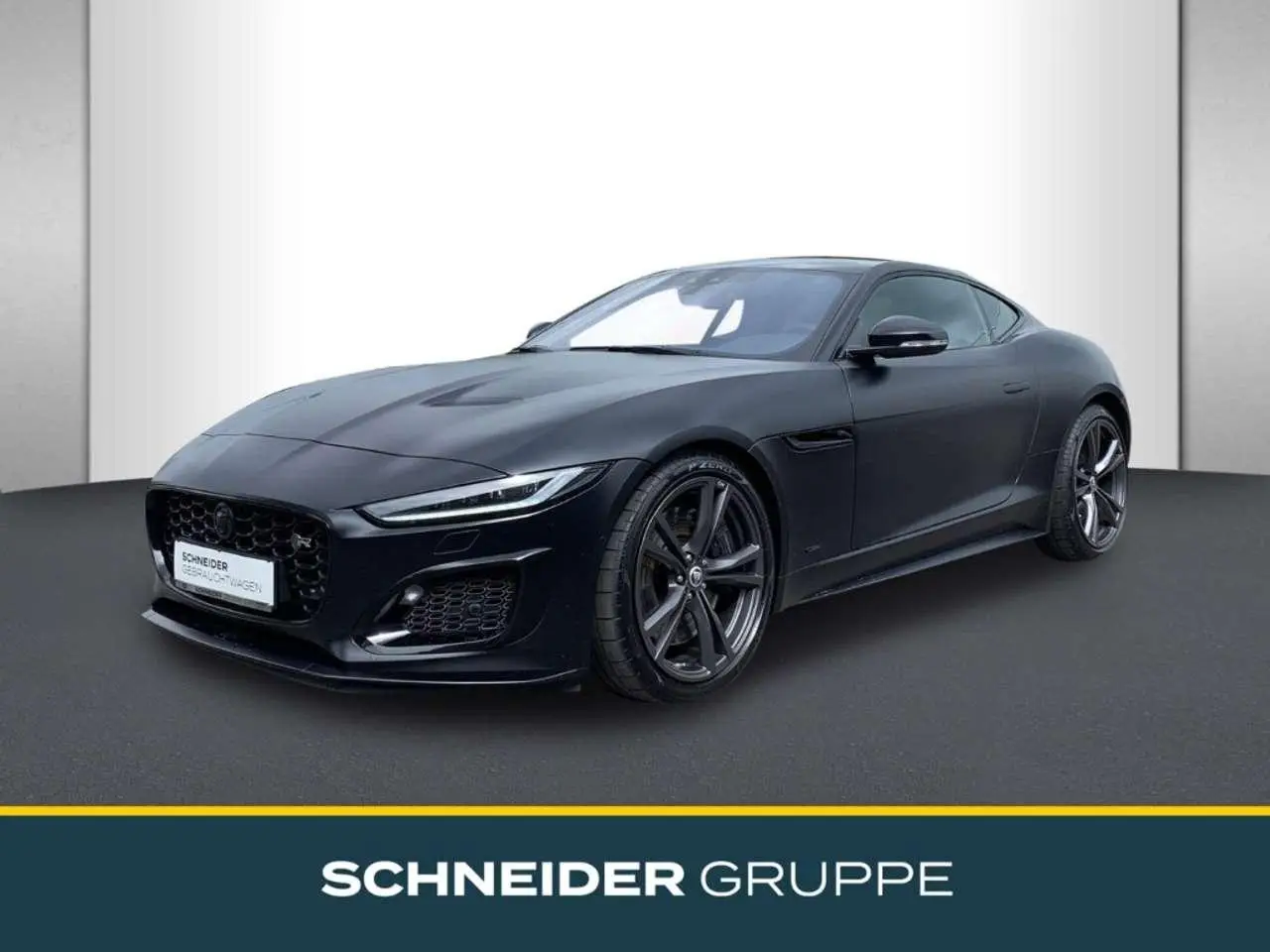 Photo 1 : Jaguar F-type 2023 Essence